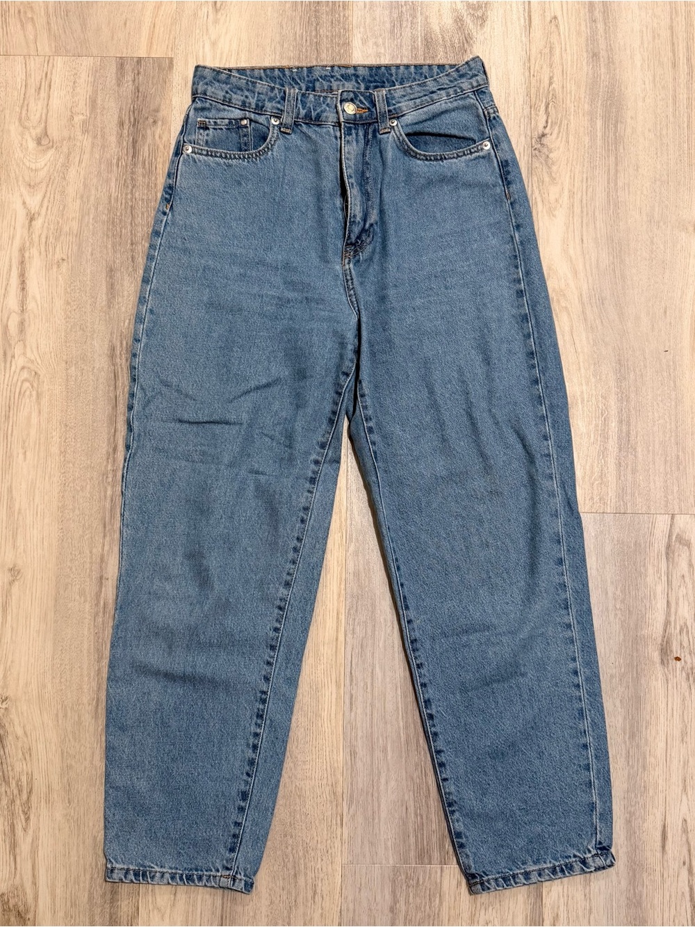 H&M Women's Cropped High-Rise Blue Denim Jeans Size 6 25inch inseam